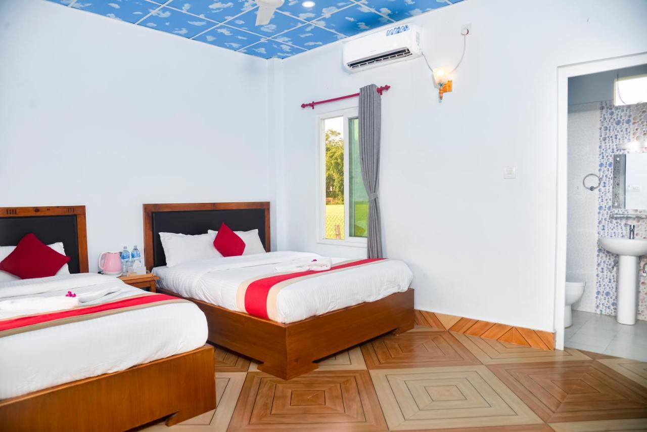 Hotel Greenland Safari Sauraha Εξωτερικό φωτογραφία