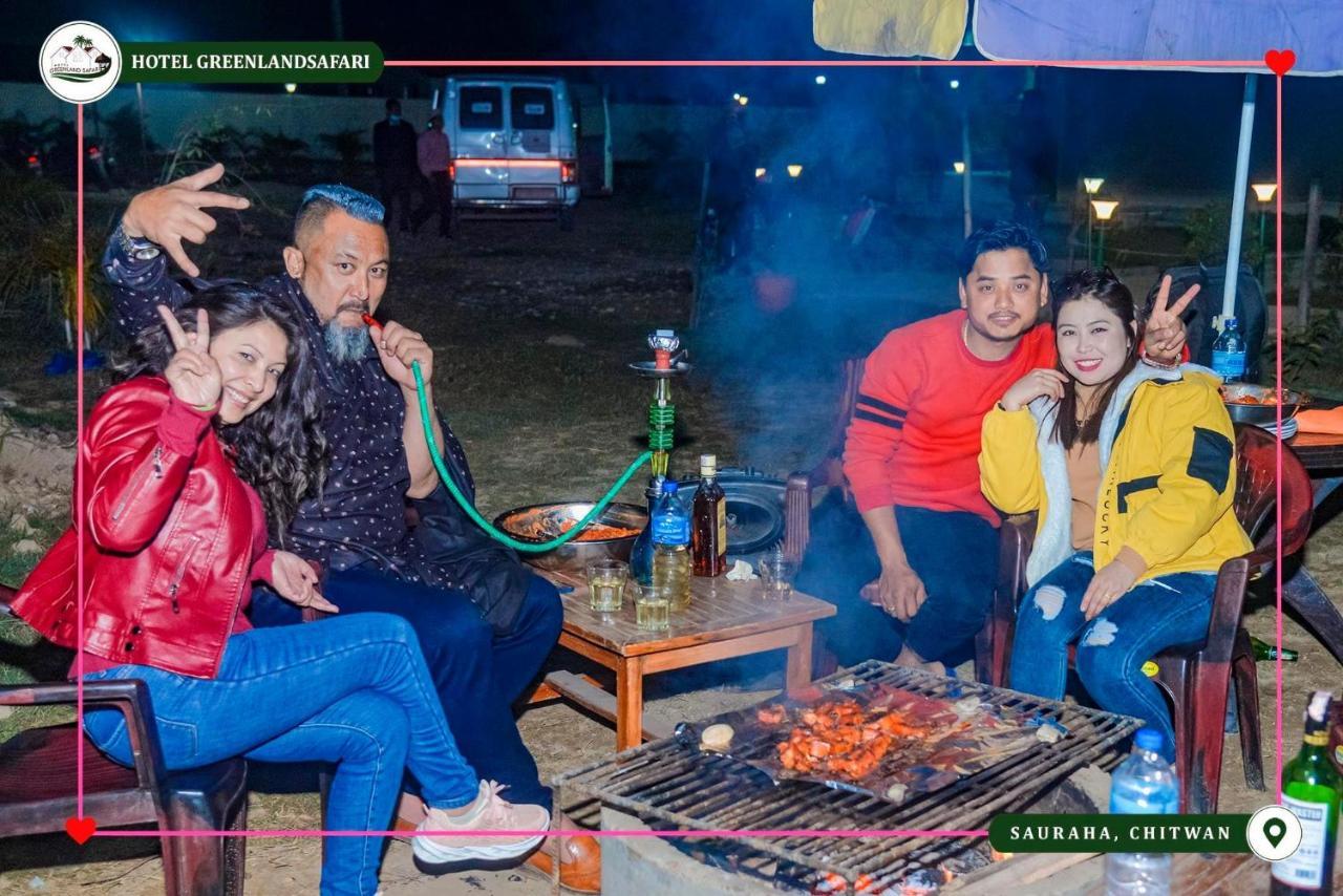 Hotel Greenland Safari Sauraha Εξωτερικό φωτογραφία