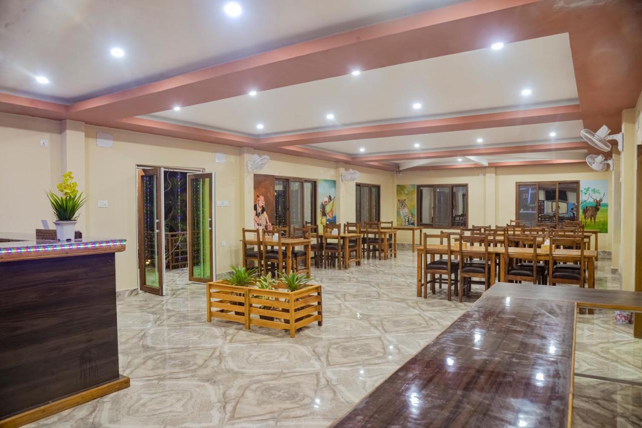 Hotel Greenland Safari Sauraha Εξωτερικό φωτογραφία