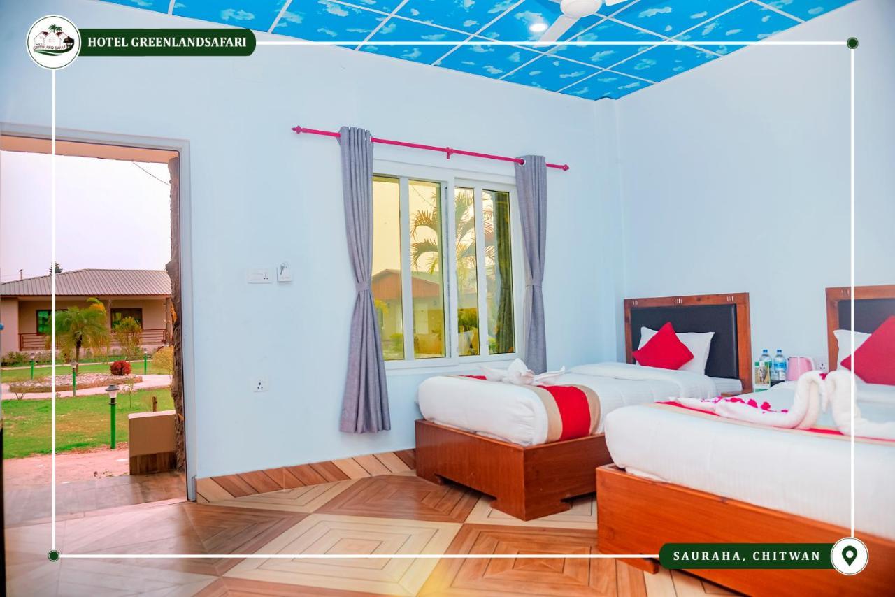Hotel Greenland Safari Sauraha Εξωτερικό φωτογραφία