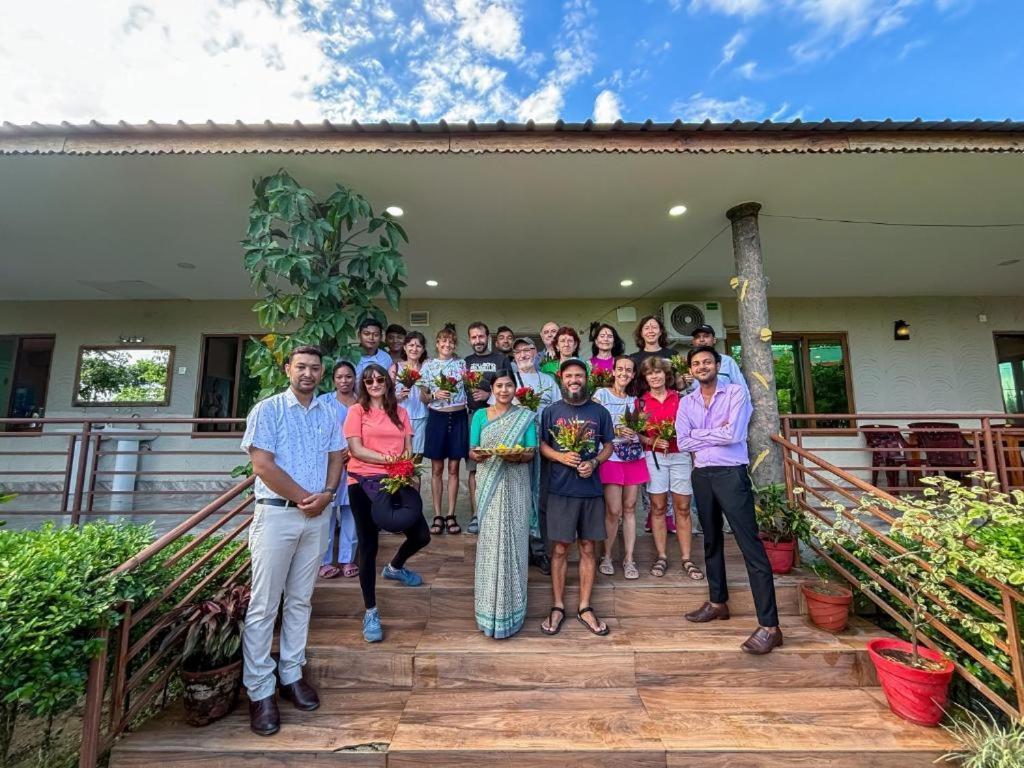 Hotel Greenland Safari Sauraha Εξωτερικό φωτογραφία
